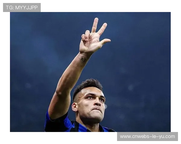 费尔南多欧冠帽子戏法引爆诺坎普球场热烈欢呼