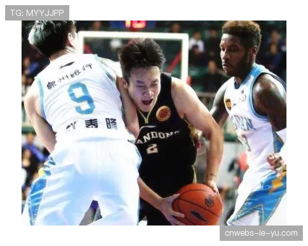 官方伤病报告：新疆队于德豪手指挫伤，总决赛G4出战成疑